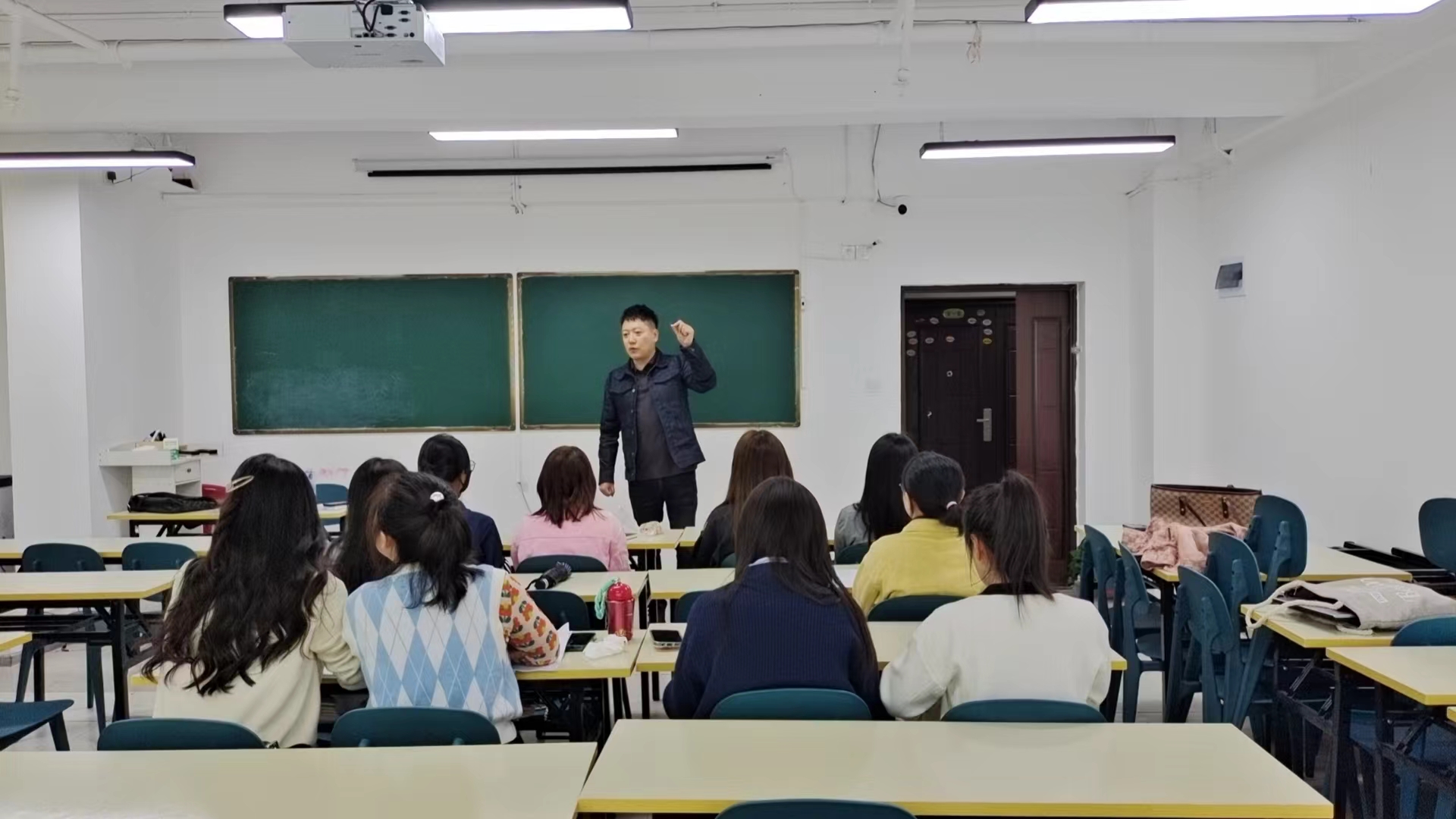 2024年贵州金粉笔幼儿教师面试专项班5月9日开课